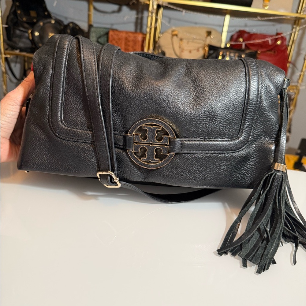 Tory Burch Amanda Black Foldover Messenger/Crossbody Bag. - Picture 2 of 13